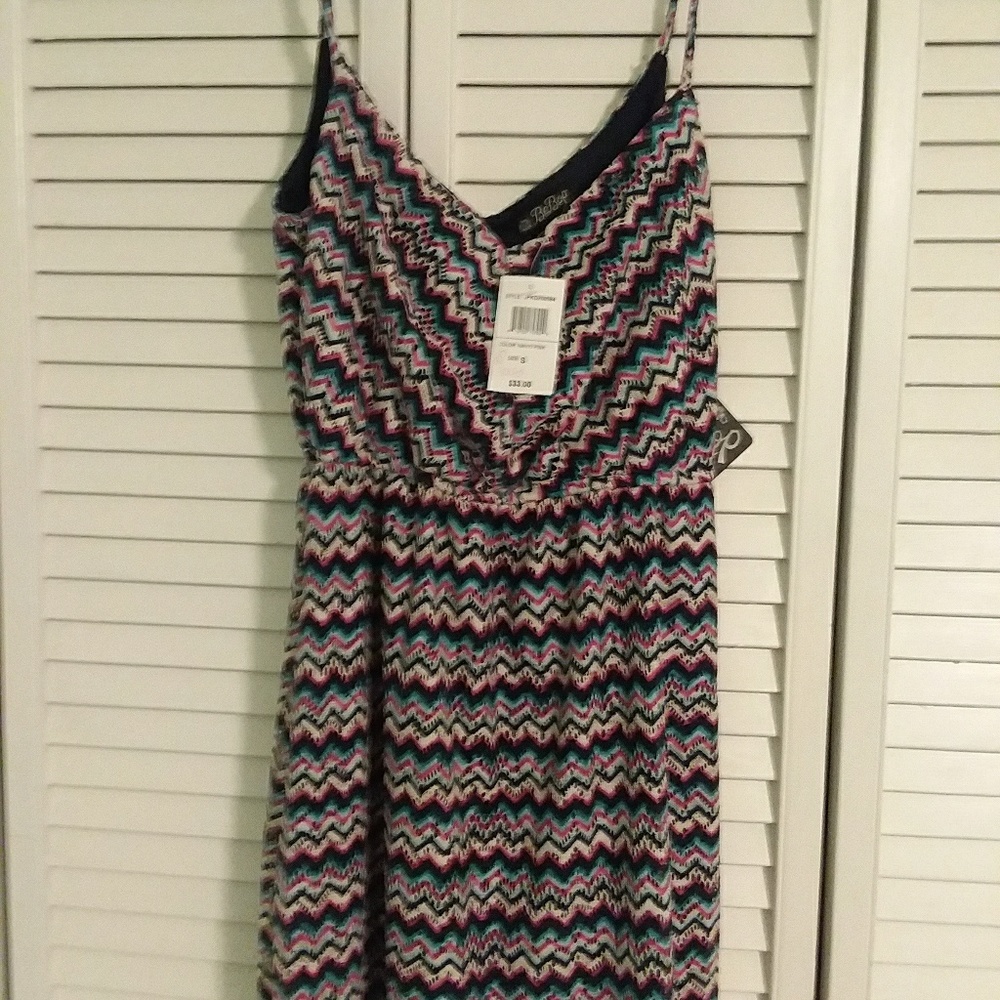 V-neck dress